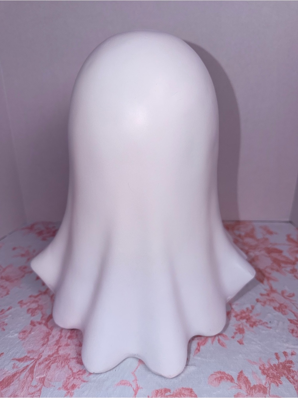 👻 Cute Ghost Holding DIET COKE Halloween Tabletop Decor 12”NEW💖 - Picture 5 of 9